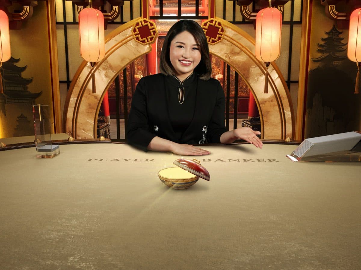 Emperor Golden Wealth Baccarat